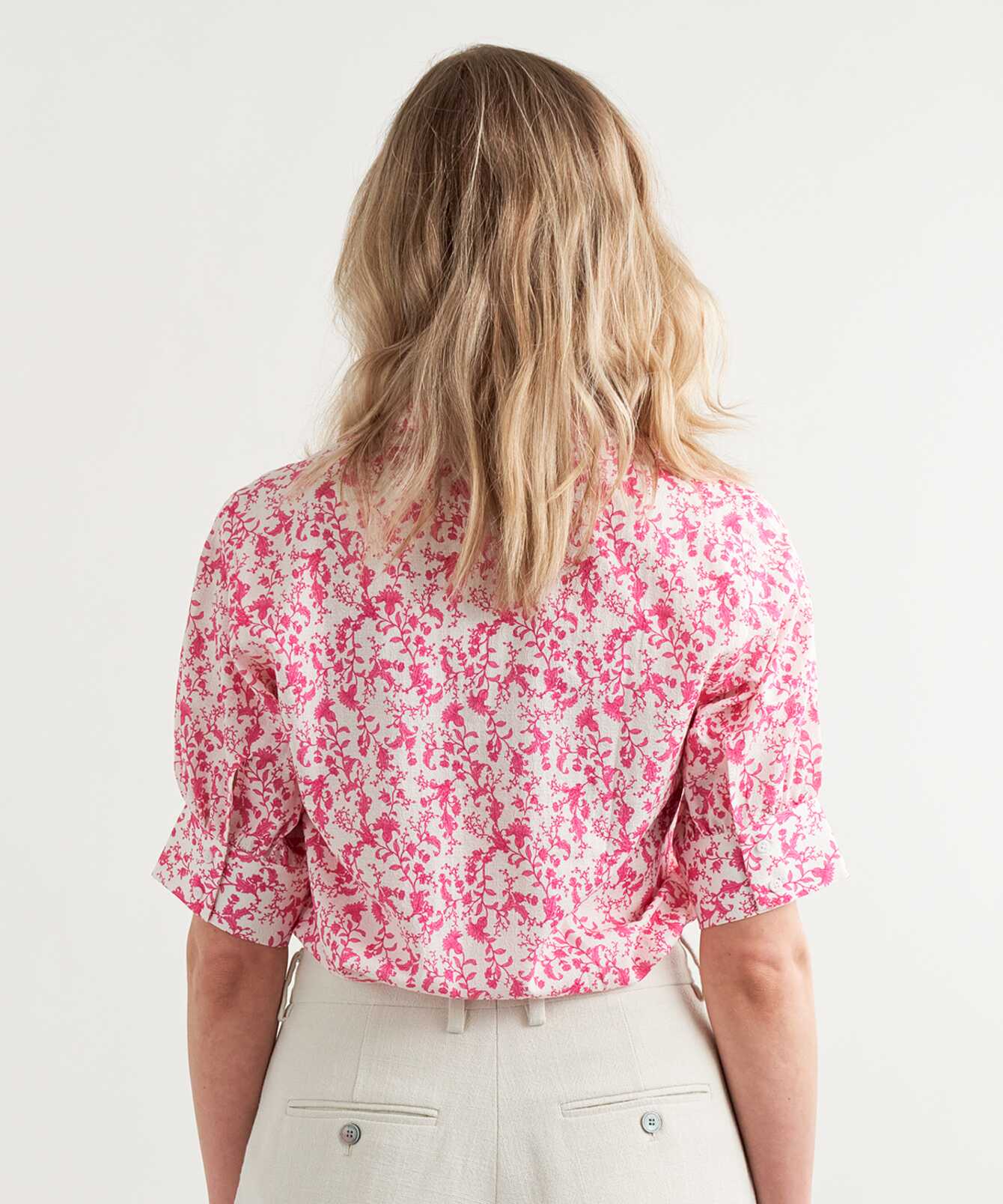 Skjorta Sanna Pink Floral Jacquard Blus The Shirt Factory