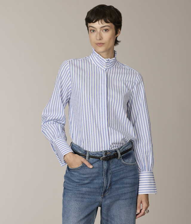 2443 - Teresa Sapphire Ruffle Blå Skjorta